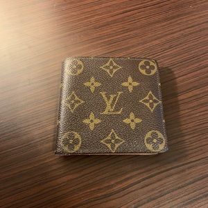 Louis Vuitton men’s wallet